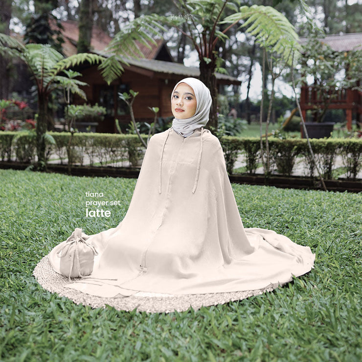 Tesavara Tiana Prayer Set